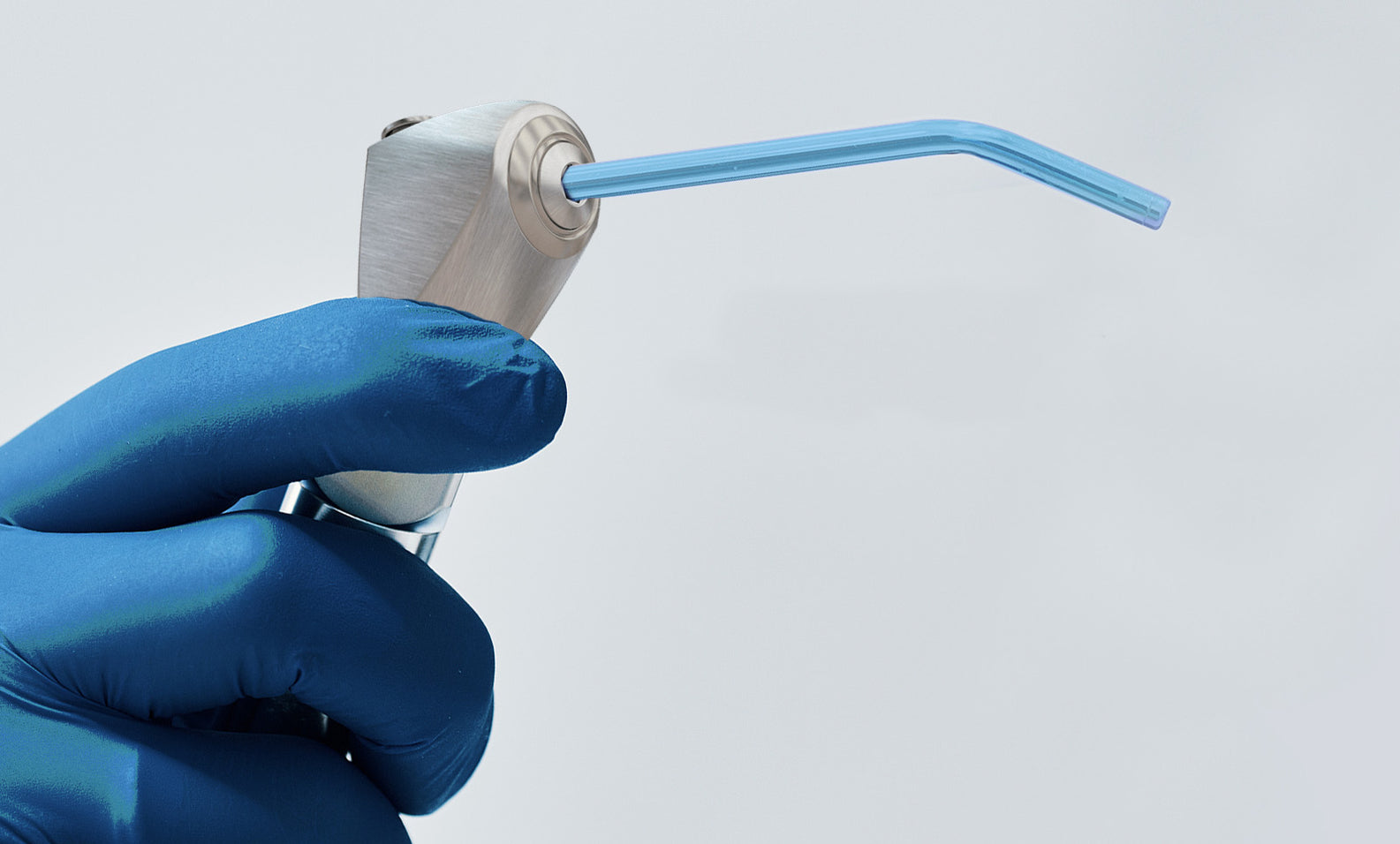 How to Clean the Water Pipe of Ultrasonic Scalers with 3Way Air Water